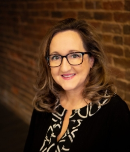 Staff-Amanda-C-2_H__0160-scaled